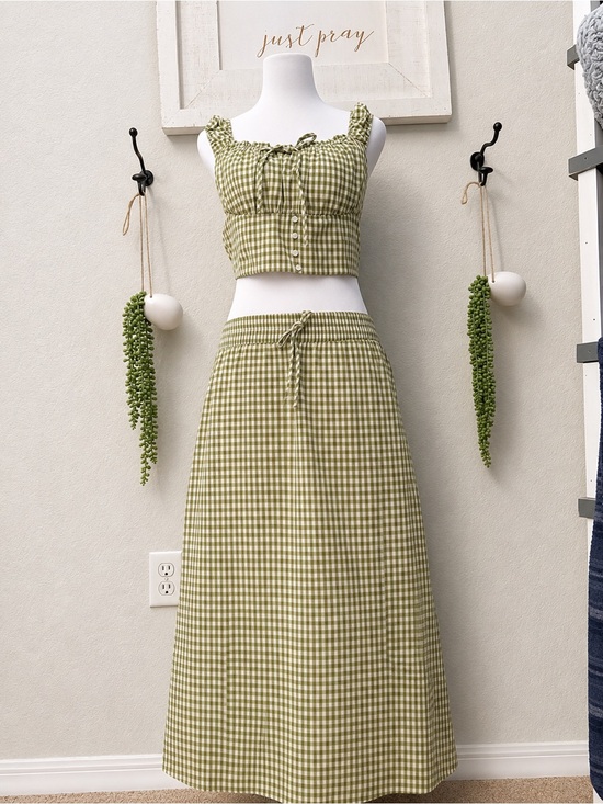 Dresses & Skirts - Green Gingham Drawstring Maxi Skirt - Women